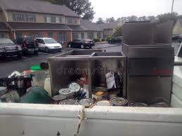 Best Construction Debris Removal  in Gleed, WA